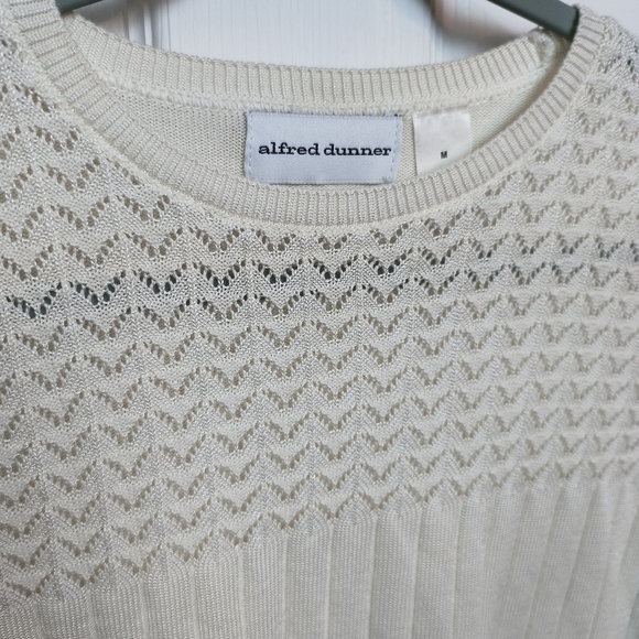 alfred dunner Cream ribbed Eyelet Crew Neck Short Sleeve Blouse Medium - Picture 5 of 9